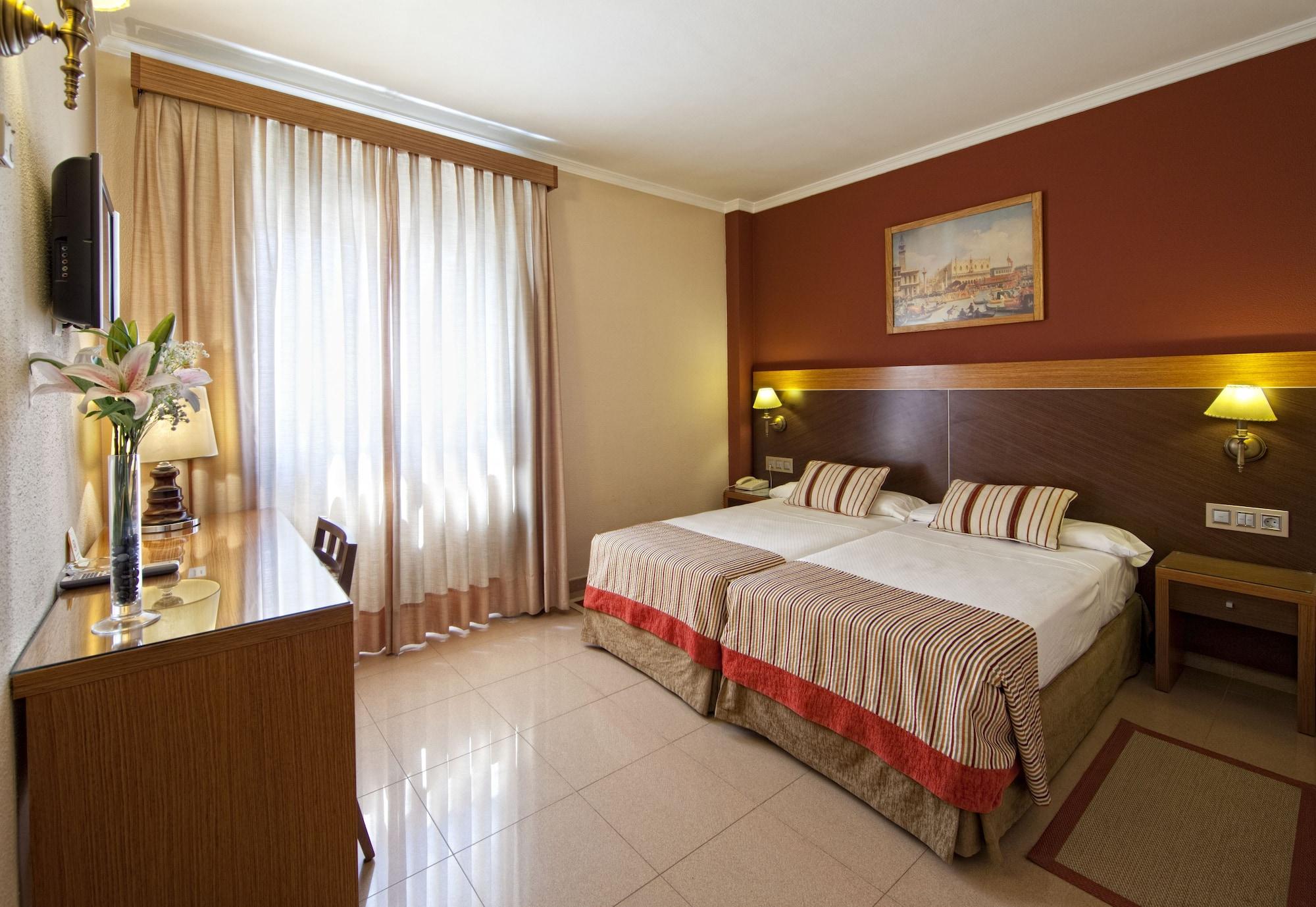 Hotel Regio 2 Кадис Экстерьер фото
