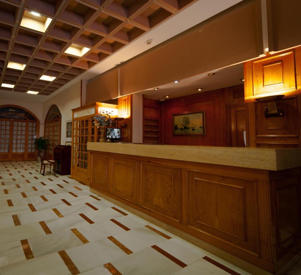 Hotel Regio 2 Кадис Экстерьер фото