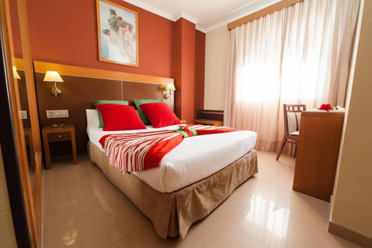 Hotel Regio 2 Кадис Экстерьер фото