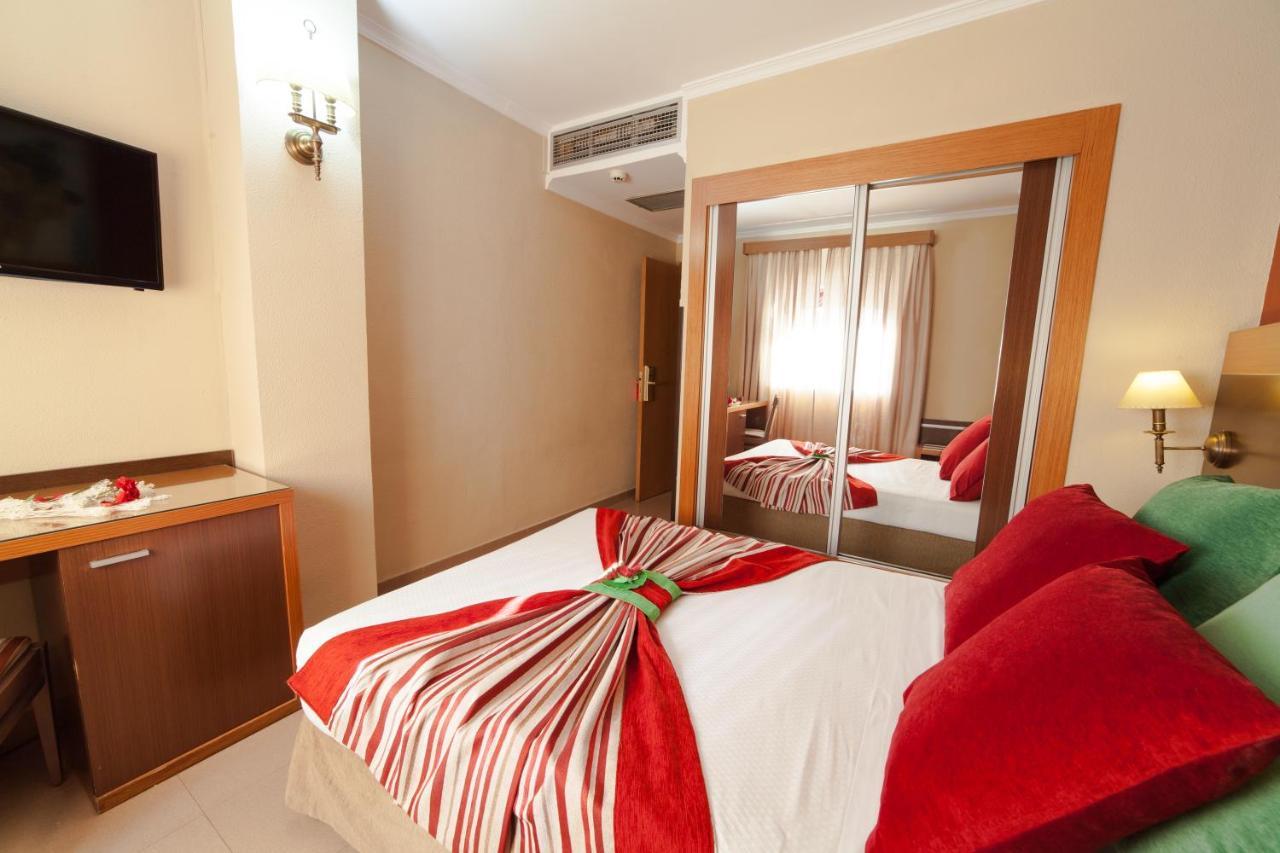 Hotel Regio 2 Кадис Экстерьер фото