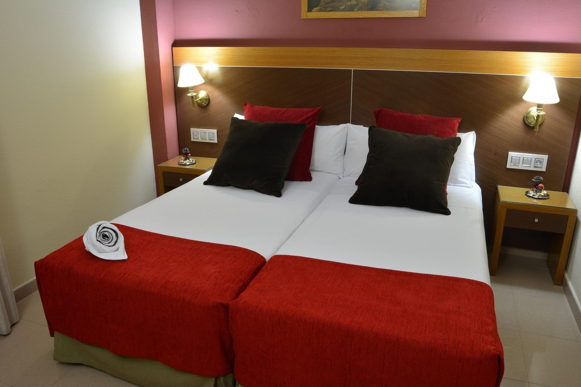 Hotel Regio 2 Кадис Экстерьер фото