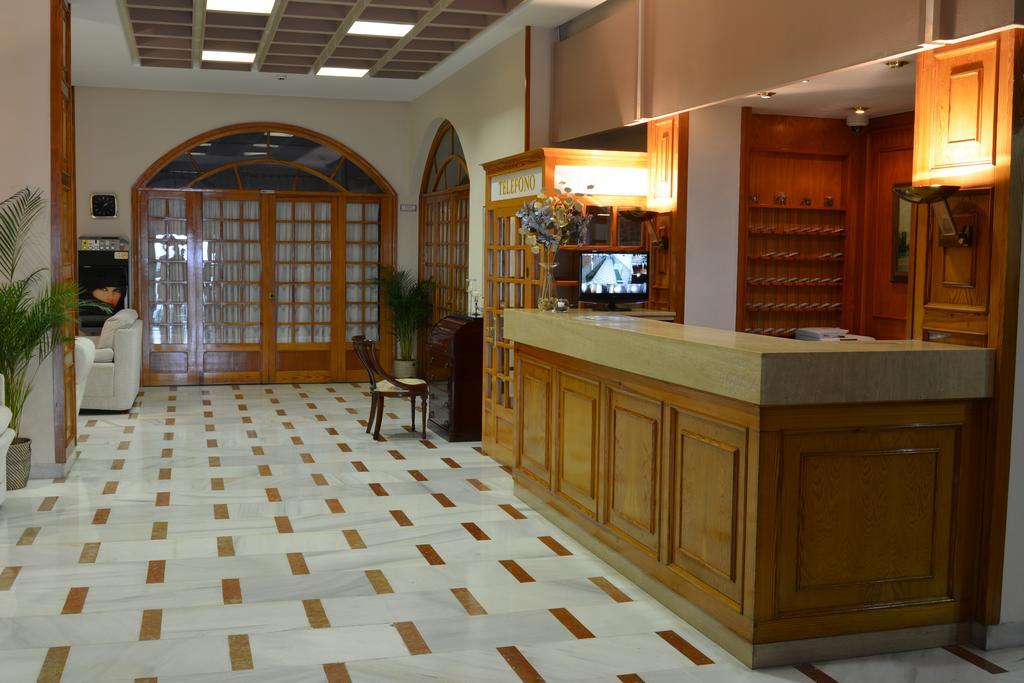 Hotel Regio 2 Кадис Экстерьер фото
